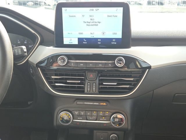 Certified 2020 Ford Escape SE image 31