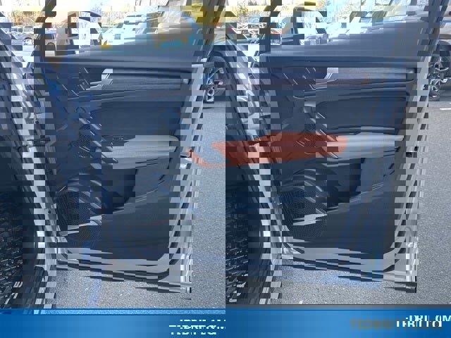 Used 2022 Audi Q5 2.0T Prestige w/ Prestige Package image 23