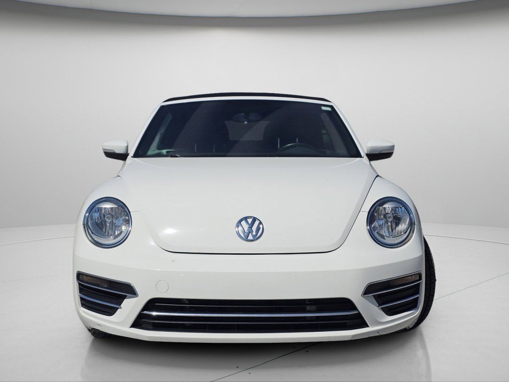 Used 2019 Volkswagen Beetle 2.0T S FWD image 3