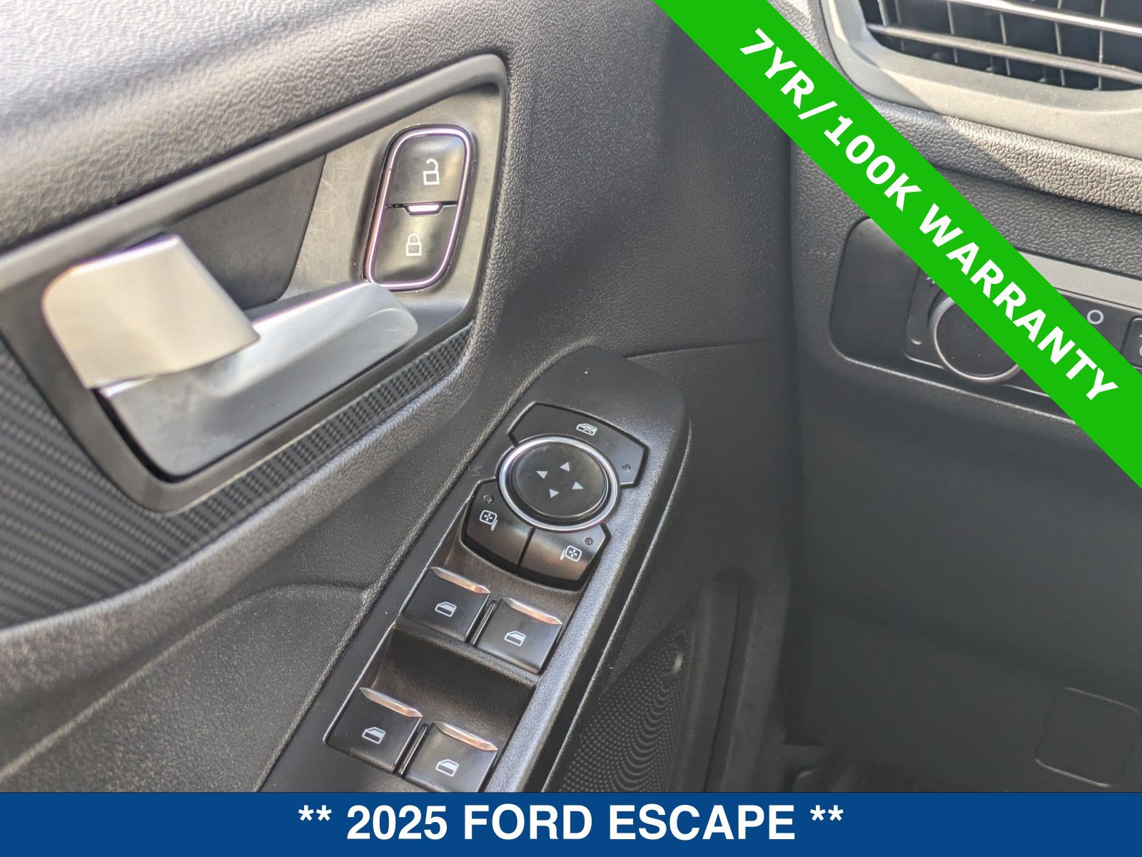 Certified 2025 Ford Escape ST-Line FWD image 24