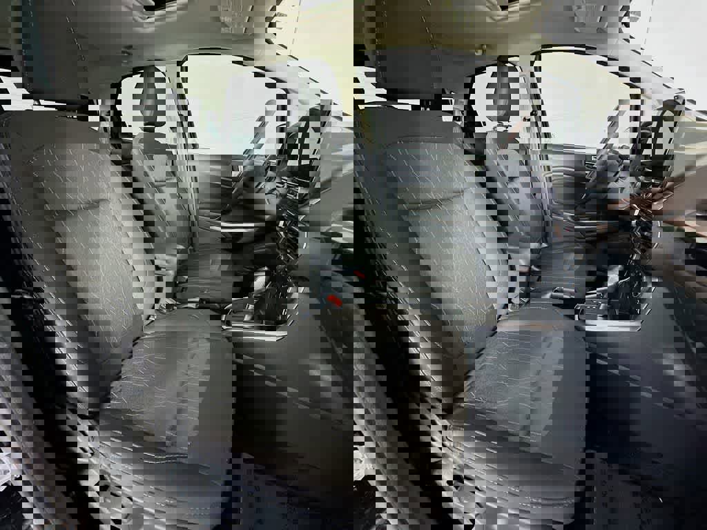 Certified 2022 Ford EcoSport SE w/ SE Convenience Package image 14