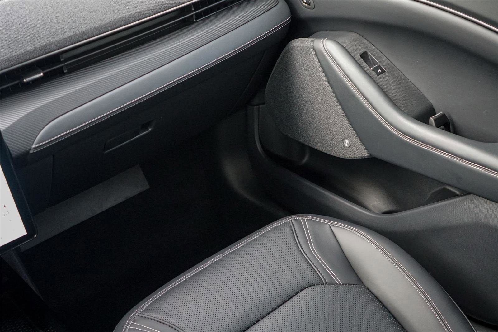 Certified 2025 Ford Mustang Mach-E Premium AWD/4WD image 27