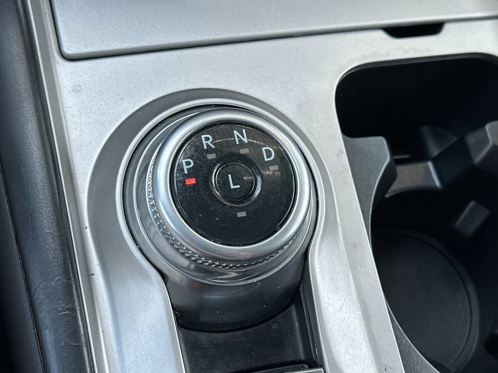 Certified 2024 Ford Explorer XLT RWD image 21