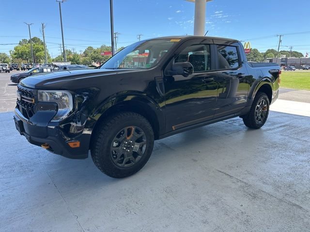 Certified 2025 Ford Maverick Tremor AWD/4WD image 8