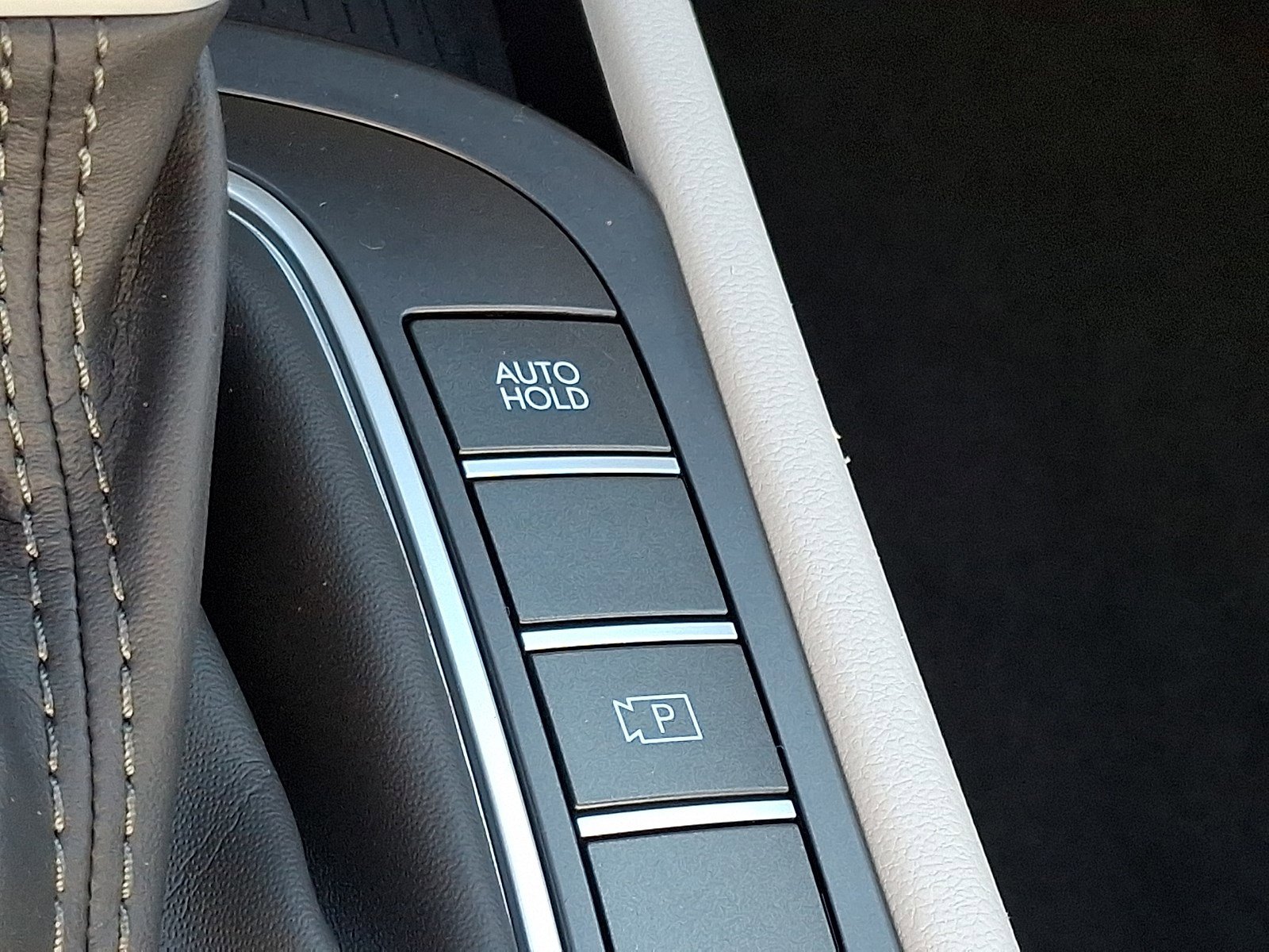 Used 2025 Hyundai Kona SEL image 23