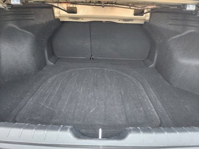 Used 2025 Kia K4 LXS image 32