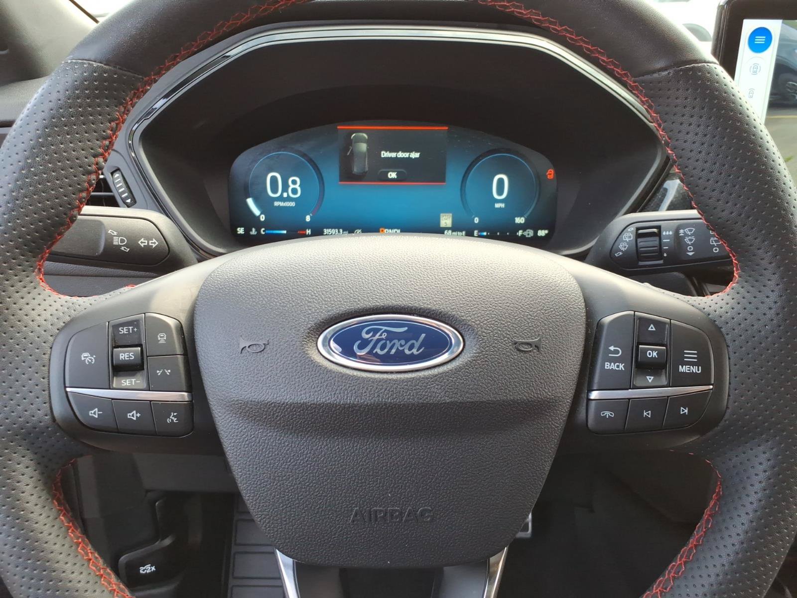 Certified 2023 Ford Escape ST-Line Select w/ Tech Pack #2 AWD/4WD image 19