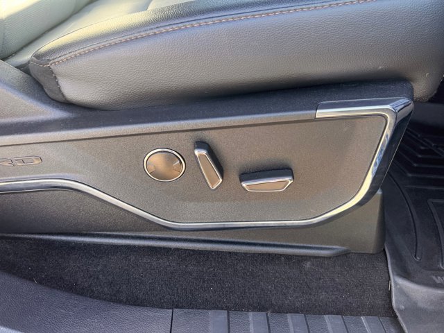 Certified 2022 Ford F150 Lightning Lariat w/ Max Trailer Tow Package image 37