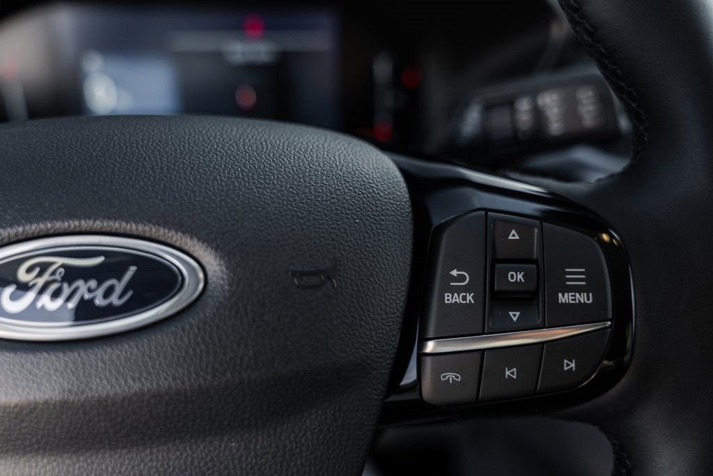 Certified 2024 Ford Escape SE FWD image 23