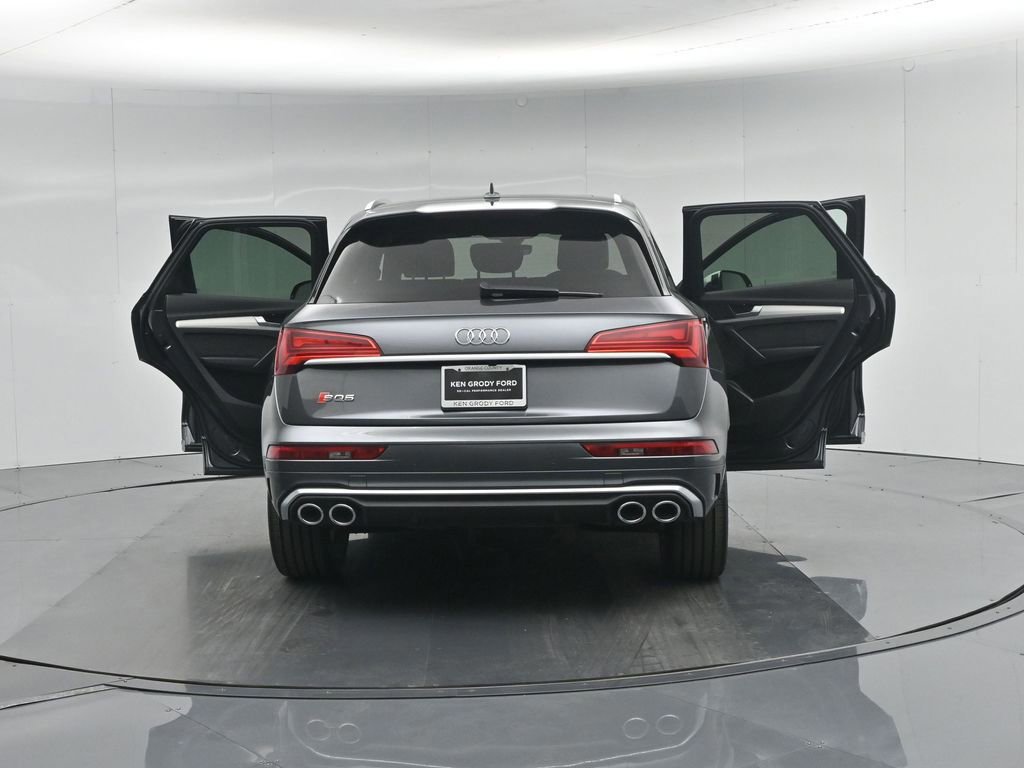 Used 2021 Audi SQ5 Premium w/ Convenience Package image 53