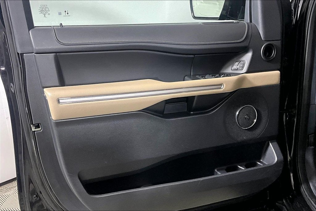 Certified 2024 Ford Expedition Limited RWD image 18