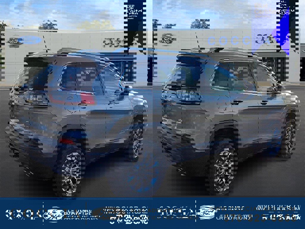 Used 2021 Jeep Cherokee Latitude Lux w/ Sun & Sound Group image 4