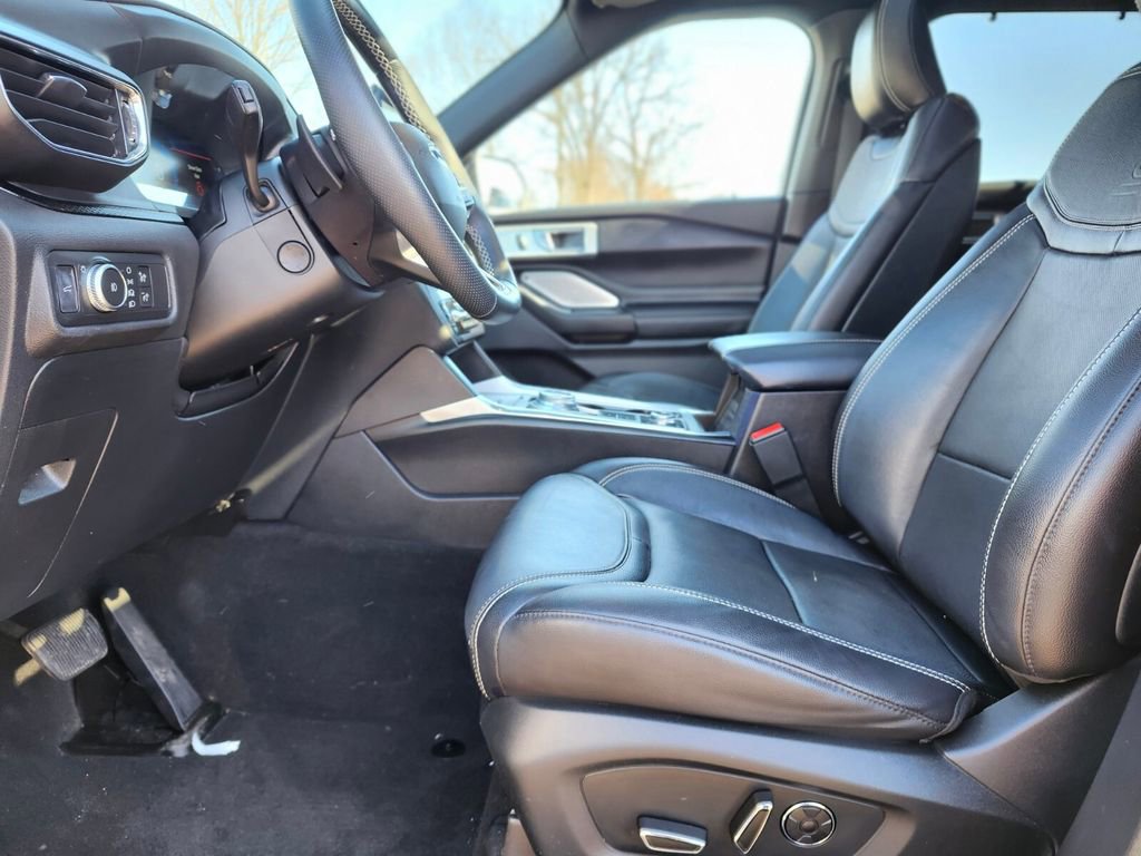 Certified 2020 Ford Explorer ST w/ Premium Technology Package image 20