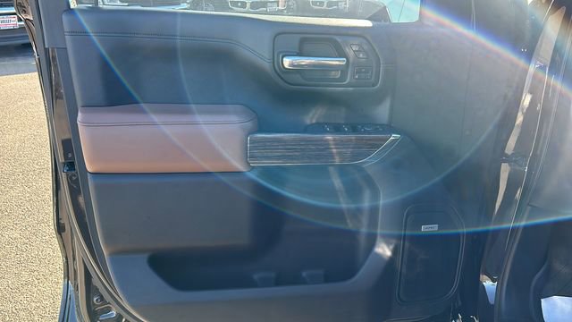 Used 2019 Chevrolet Silverado 1500 High Country w/ Technology Package image 16