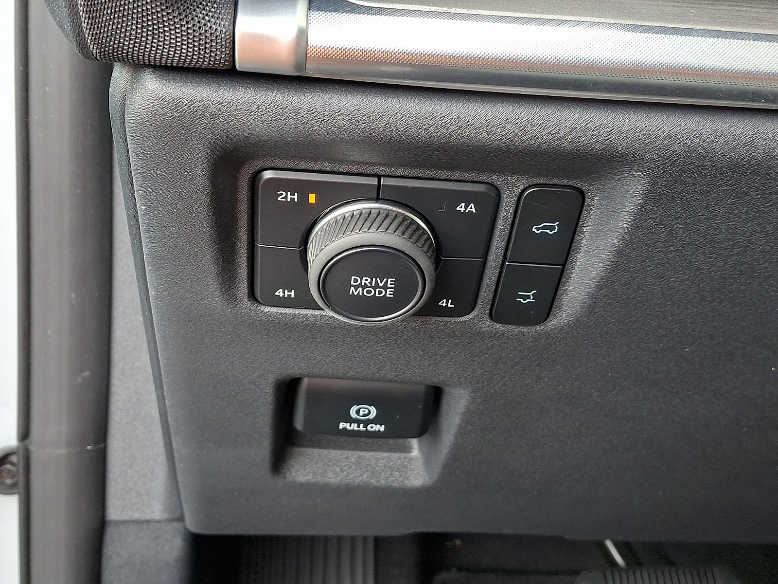Certified 2025 Ford Expedition Platinum AWD/4WD image 28