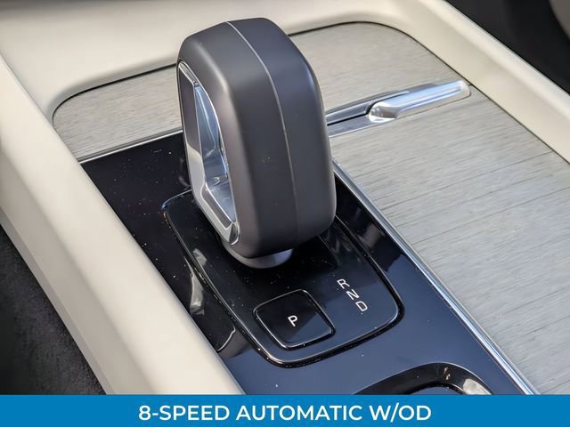 Used 2023 Volvo XC60 B5 Plus w/ Climate Package image 23