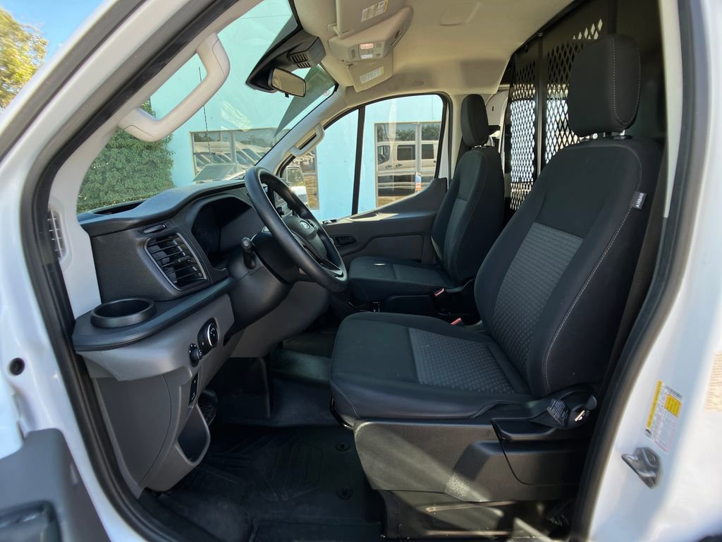Certified 2024 Ford Transit 250 Low Roof w/ Exterior Upgrade Package image 28