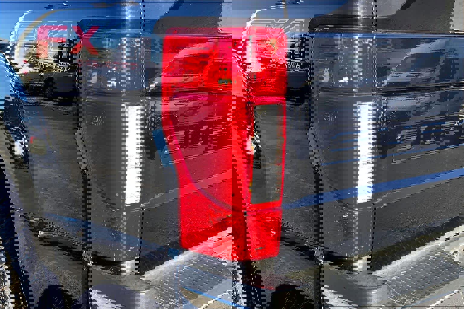 Certified 2020 Ford F350 Lariat w/ Lariat Ultimate Package image 24