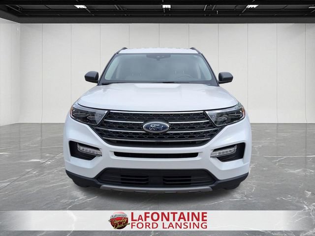 Certified 2023 Ford Explorer XLT w/ Equipment Group 202A AWD/4WD image 8
