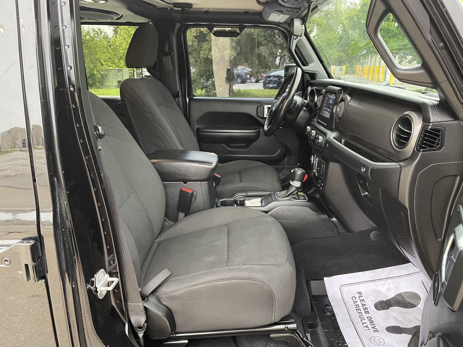 Used 2021 Jeep Gladiator Sport AWD/4WD image 19