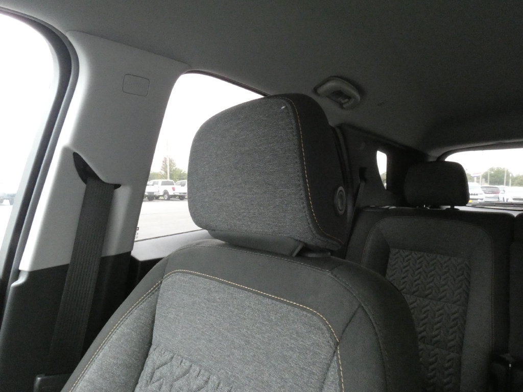 Used 2024 Chevrolet Equinox LT AWD/4WD image 32
