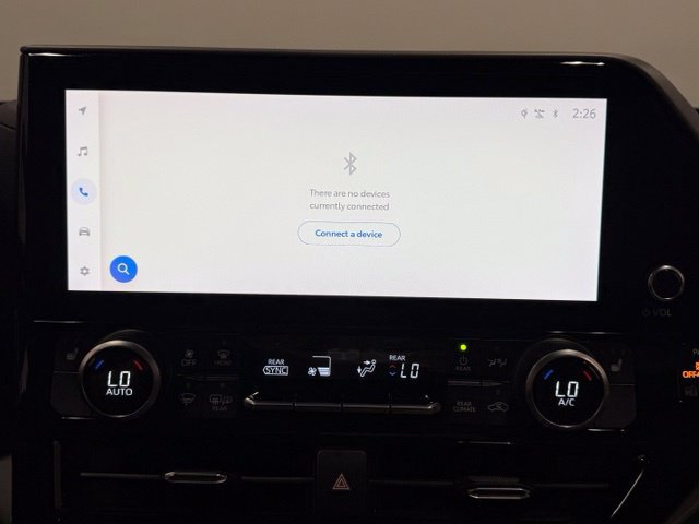 Used 2023 Toyota Highlander XLE FWD image 24