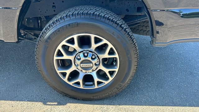 Certified 2022 Ford F250 Limited AWD/4WD image 6