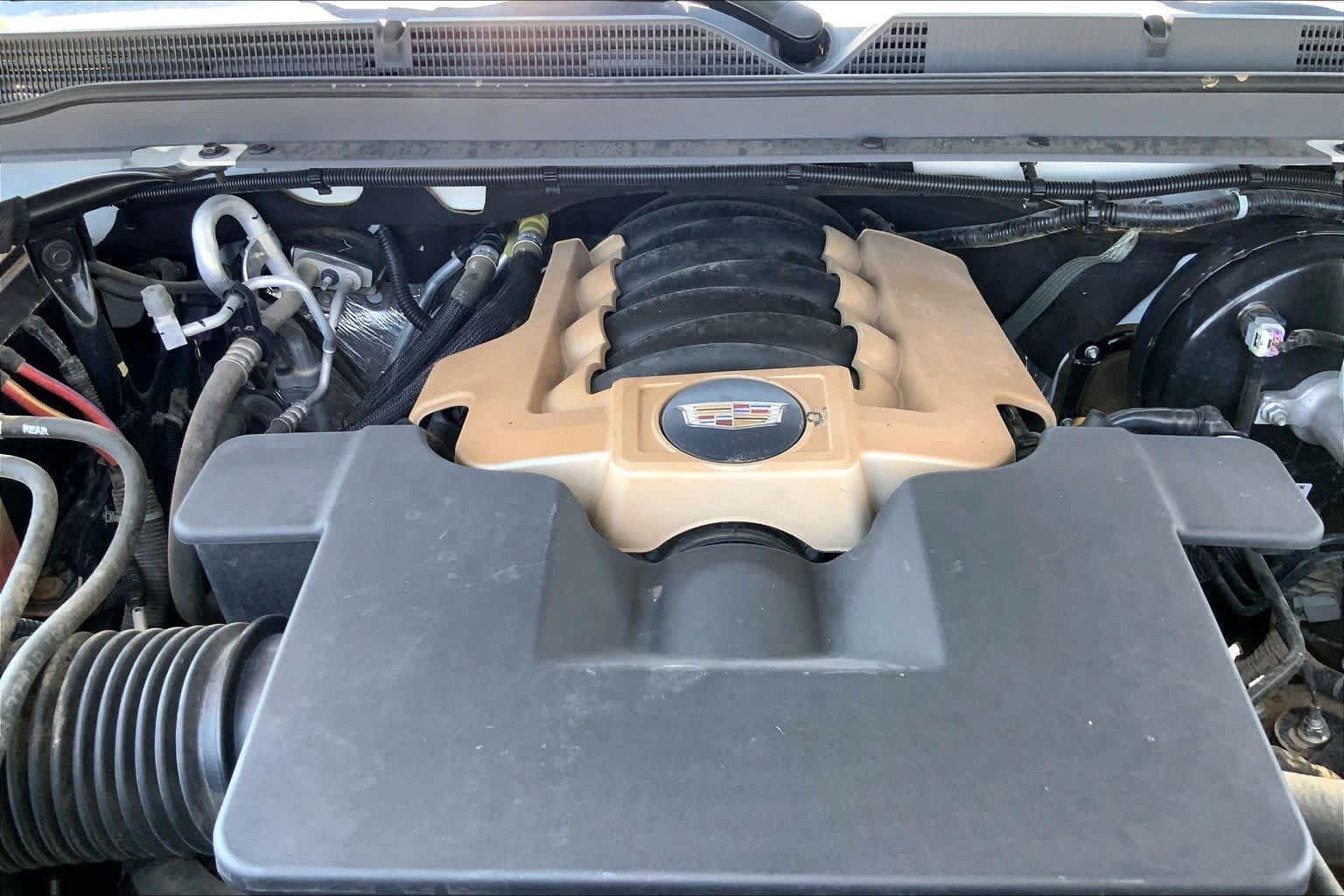 Used 2019 Cadillac Escalade Premium Luxury AWD/4WD image 31