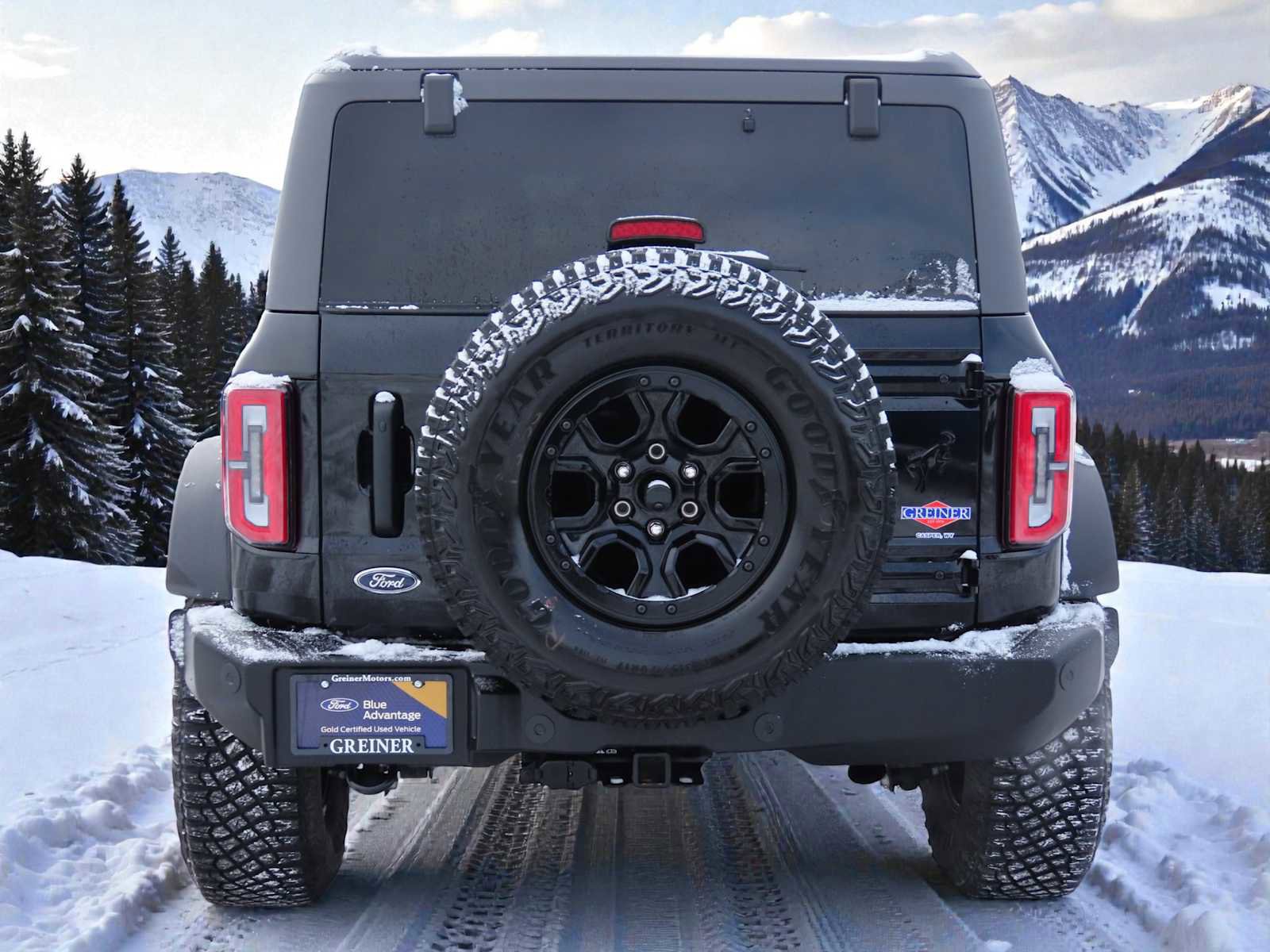 Certified 2024 Ford Bronco Wildtrak image 3