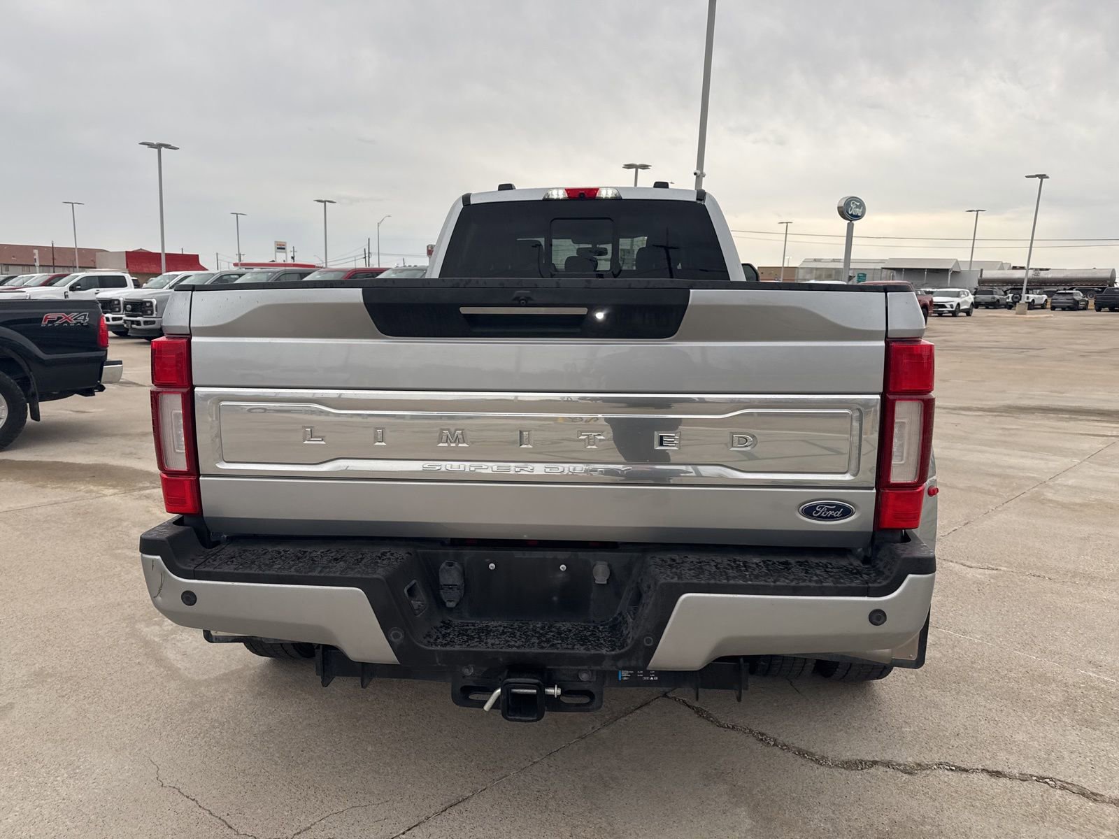 Certified 2022 Ford F450 Limited w/ FX4 Off-Road Package image 4