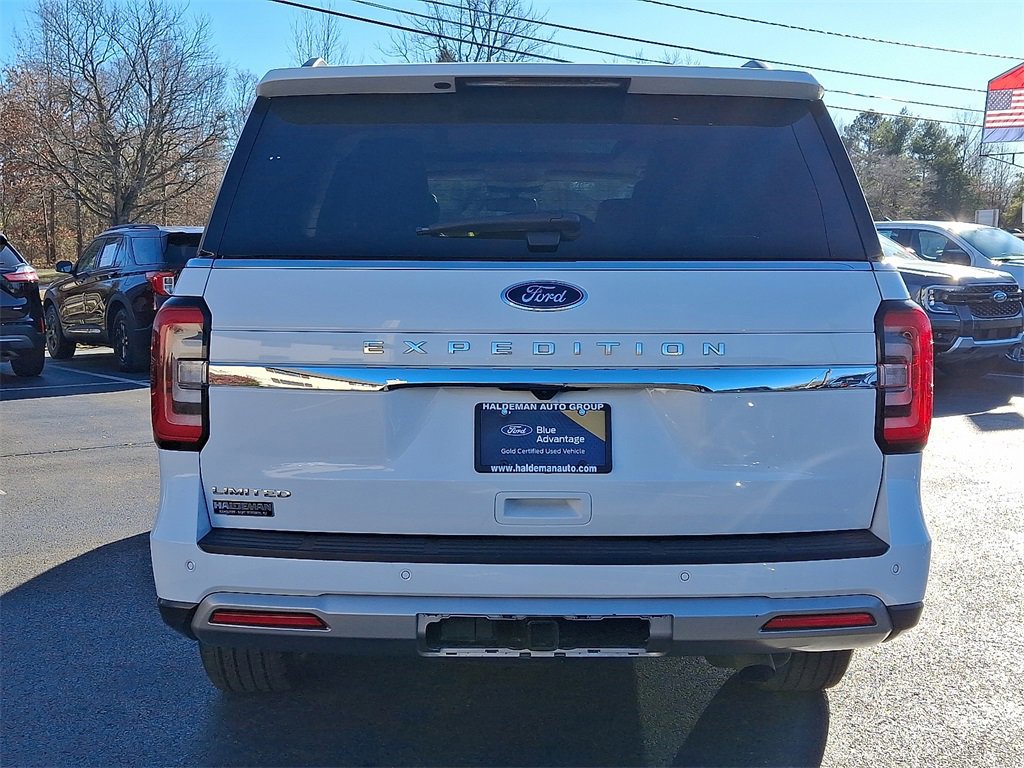Certified 2023 Ford Expedition Limited image 3