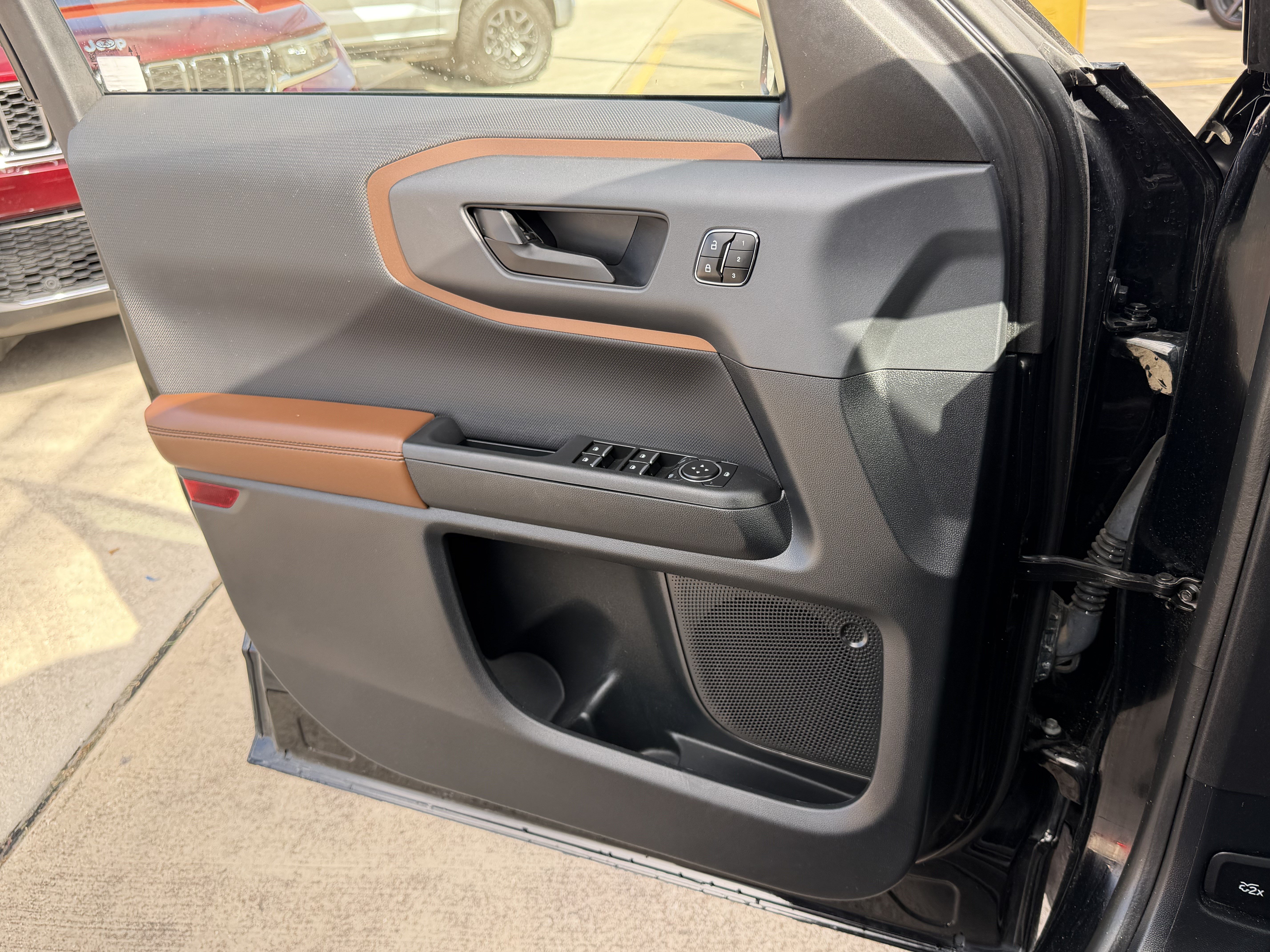 Certified 2023 Ford Bronco Sport Outer Banks AWD/4WD image 21