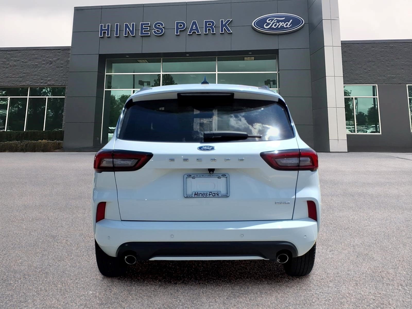Certified 2023 Ford Escape ST-Line w/ Tech Pack #1 AWD/4WD image 6