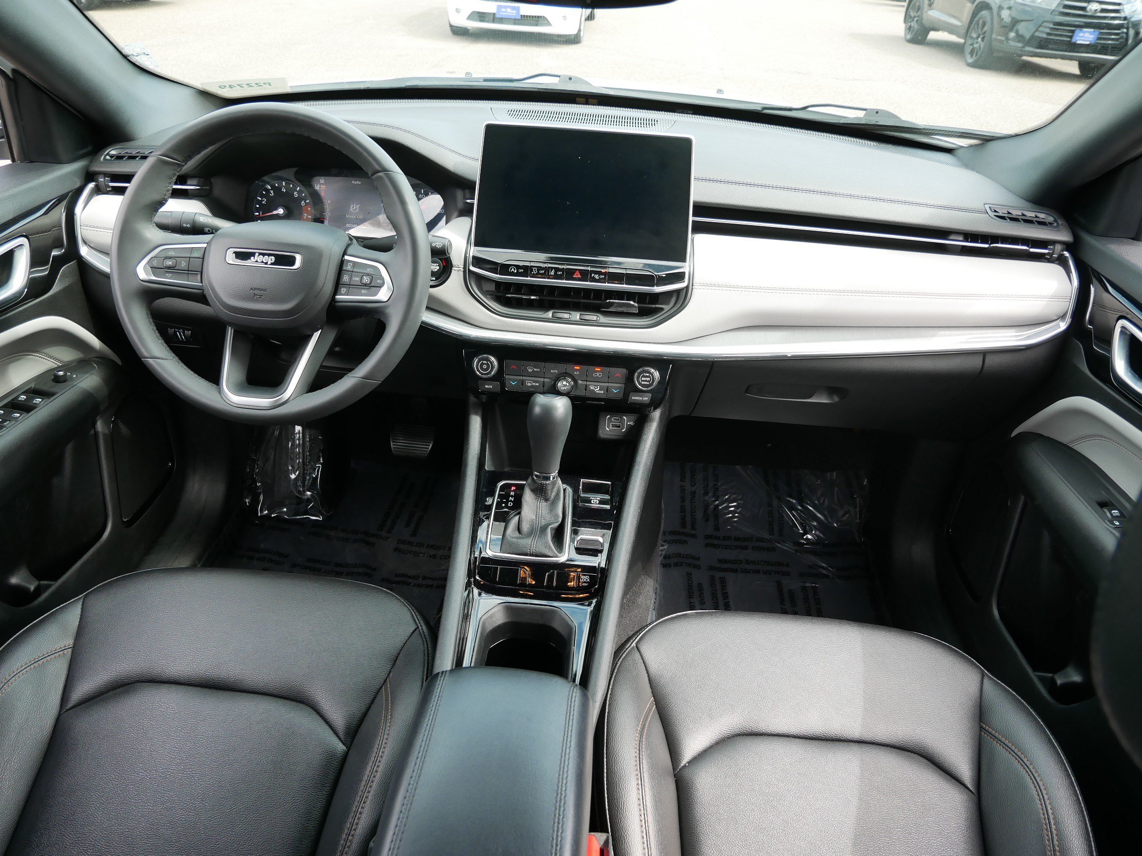 Used 2024 Jeep Compass Limited AWD/4WD image 10