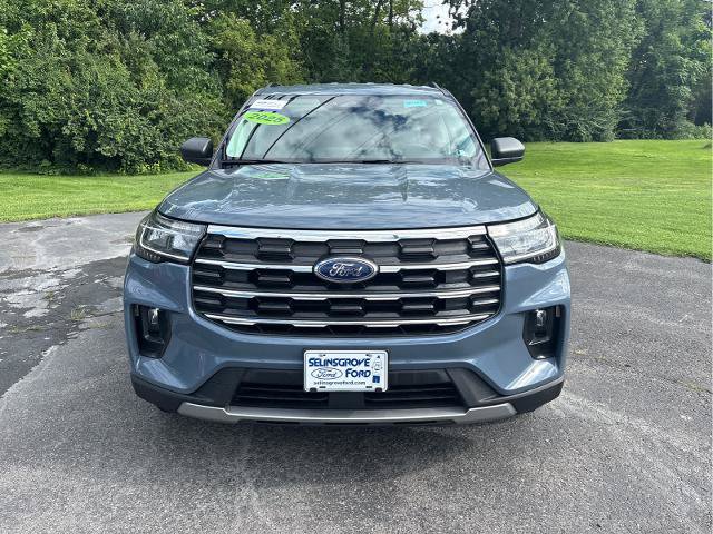 Certified 2025 Ford Explorer Active w/ Active Comfort Package AWD/4WD image 2