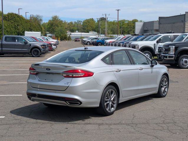 Certified 2017 Ford Fusion SE w/ Equipment Group 201A AWD/4WD image 3
