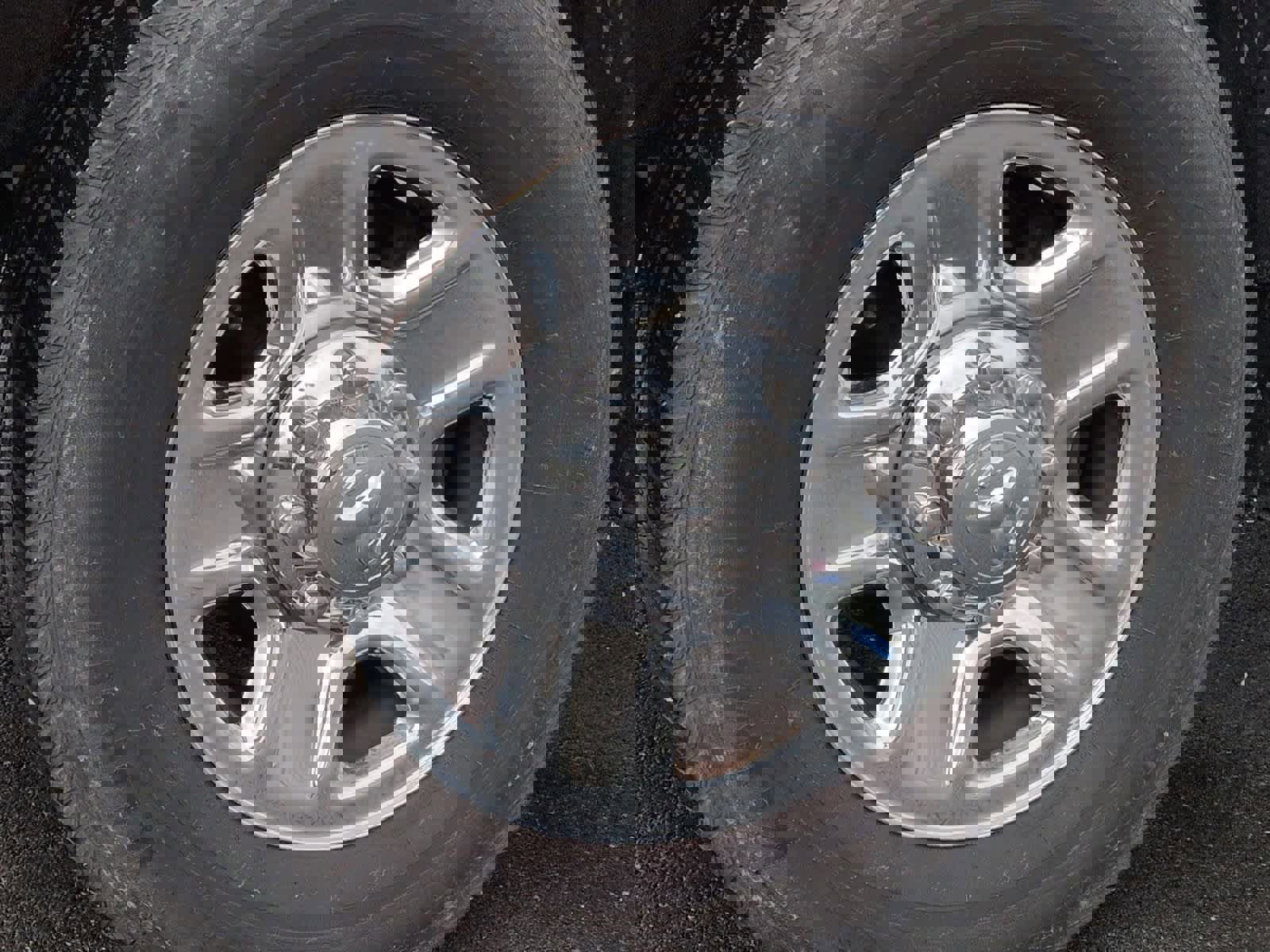 Used 2018 RAM 3500 Tradesman w/ Chrome Appearance Group image 14