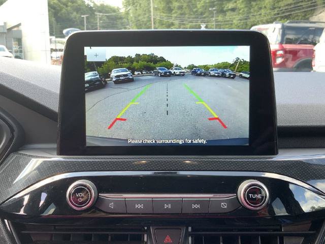 Certified 2025 Ford Escape ST-Line Select AWD/4WD image 25