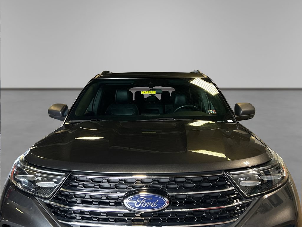 Certified 2020 Ford Explorer XLT w/ Equipment Group 202A AWD/4WD image 16