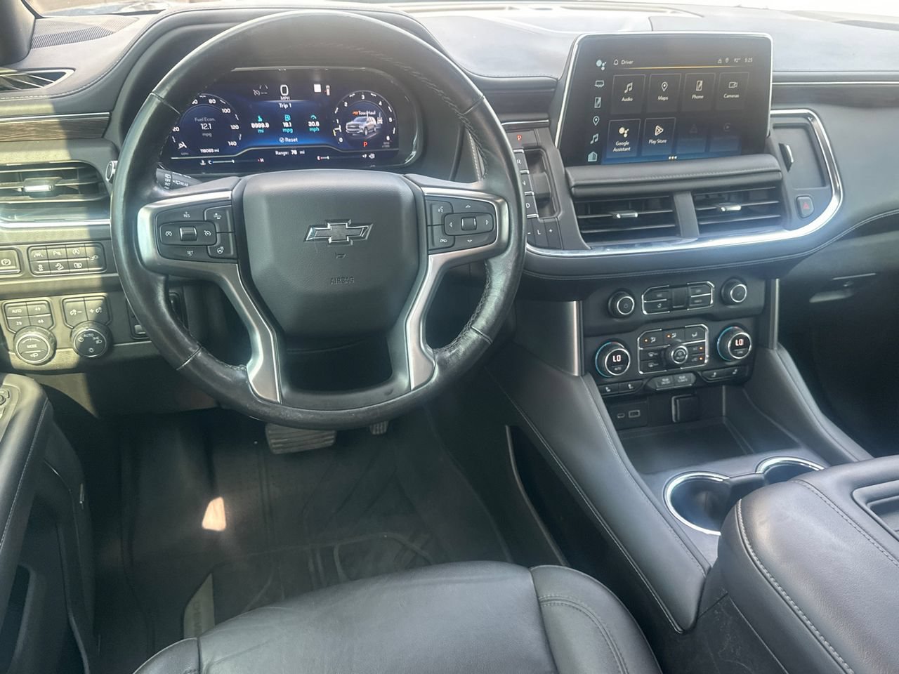 Used 2022 Chevrolet Tahoe Z71 w/ Z71 Off-Road Package AWD/4WD image 25