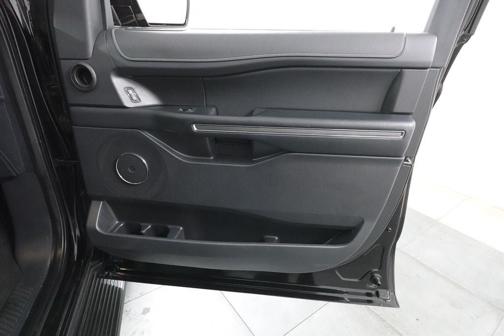 Certified 2024 Ford Expedition XLT AWD/4WD image 33