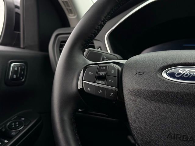 Certified 2025 Ford Escape Platinum AWD/4WD image 11