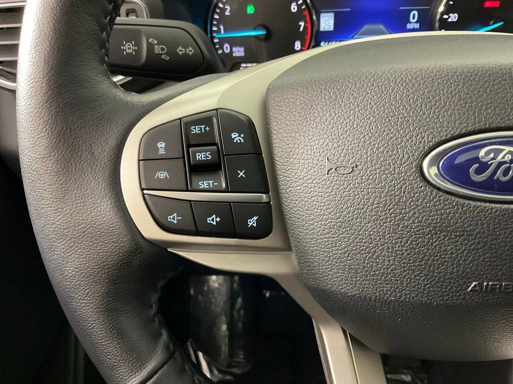 Certified 2022 Ford Explorer Limited w/ Equipment Group 301A RWD image 25