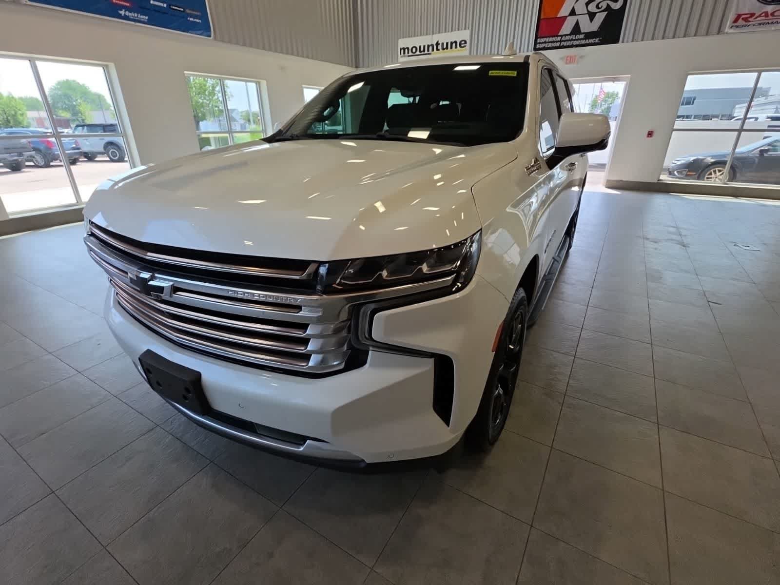 Used 2021 Chevrolet Suburban High Country AWD/4WD video 2