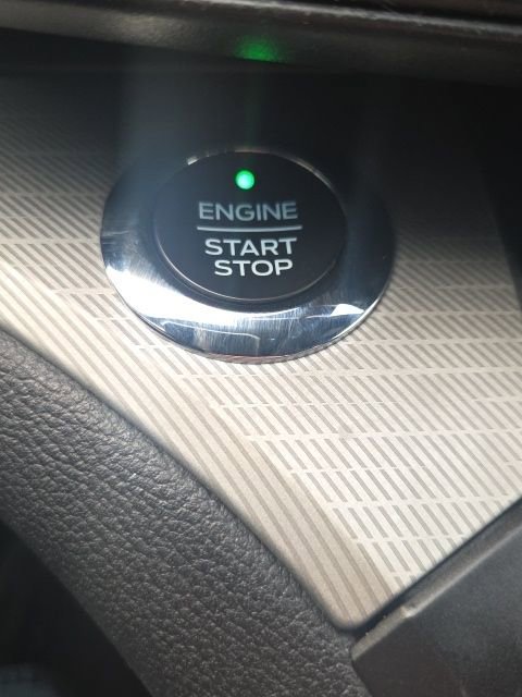 Certified 2020 Ford Explorer XLT image 32