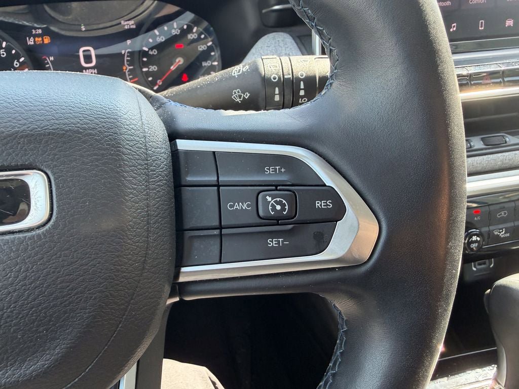 Used 2022 Jeep Compass Latitude w/ Convenience Group AWD/4WD image 27