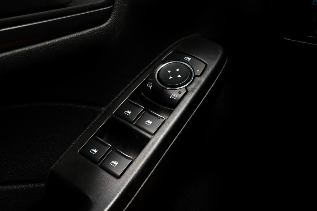 Certified 2025 Ford Escape Active AWD/4WD image 25