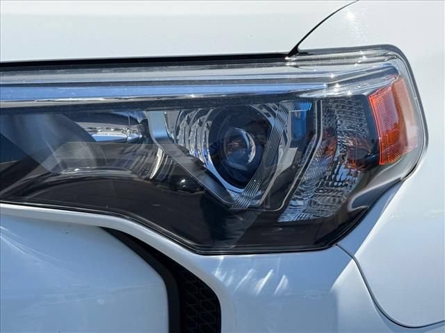 Used 2024 Toyota 4Runner SR5 Premium AWD/4WD image 16