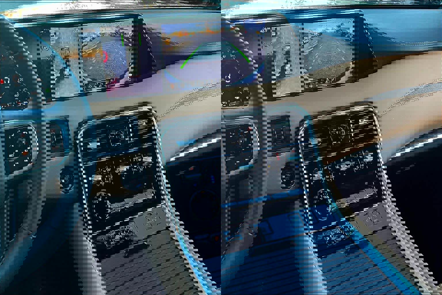 Used 2025 Nissan Armada Platinum Reserve image 8