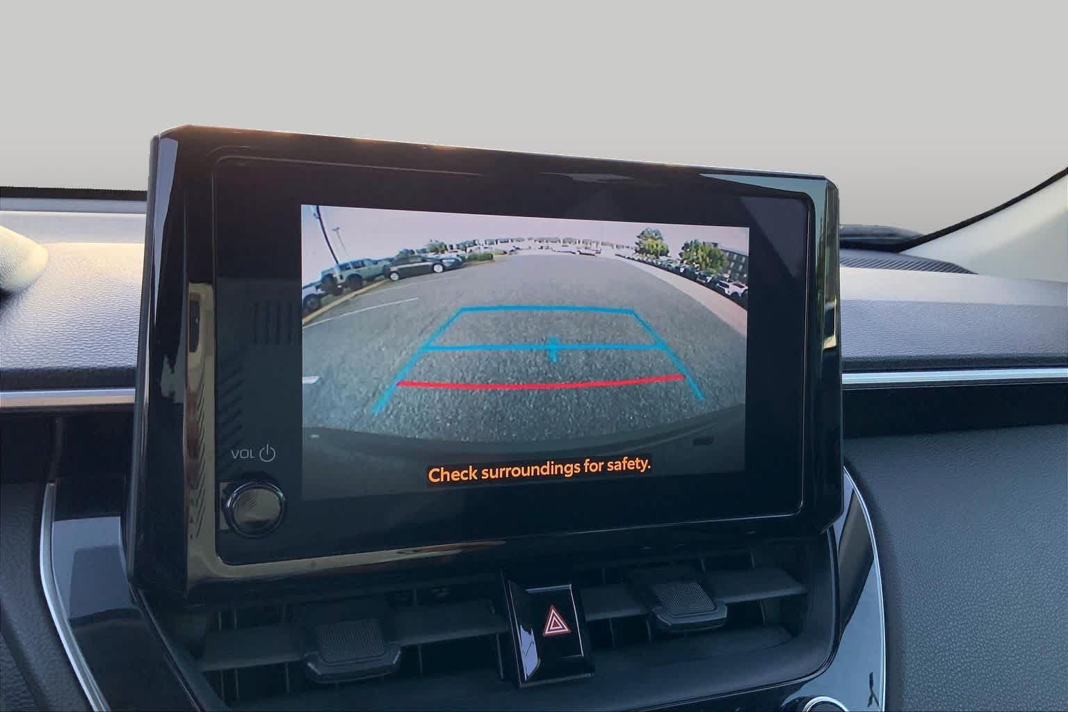Used 2024 Toyota Corolla Cross LE FWD image 27